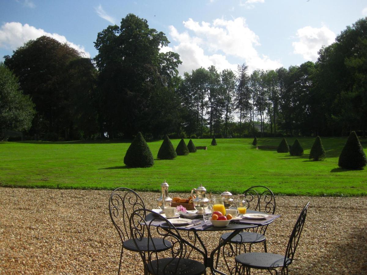 Chateau De Cleuville Екстериор снимка